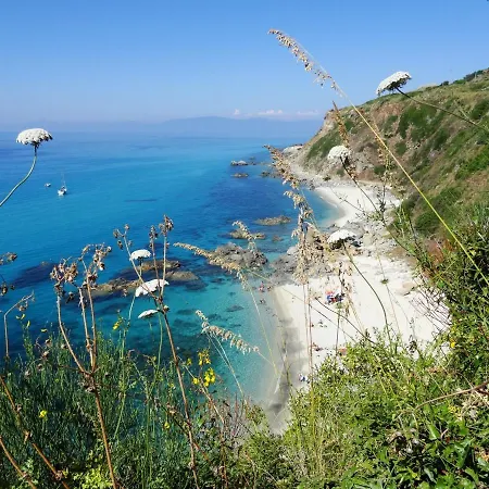 Sunset Tropea One 赞布隆内